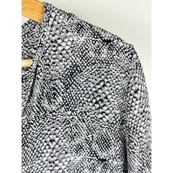 Joie 100% Silk Blouse Sz S Gorgeous Snakeskin Print EUC 3/4 Sleeves Animal Print - Picture 4 of 10